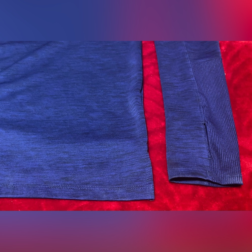 XL- Nike Navy Blue Running Shirt with Thumb Holes! Seriously like New! - Picture 11 of 15